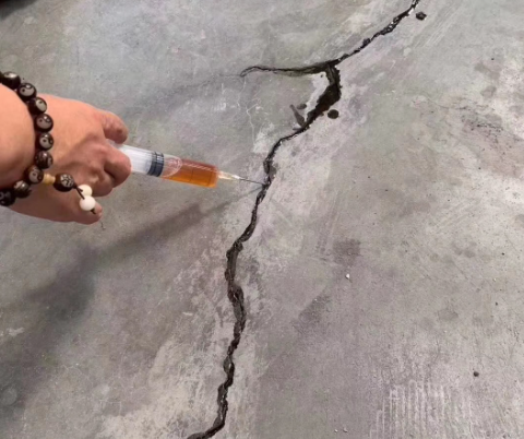 播州混凝土裂缝修补技术详解​